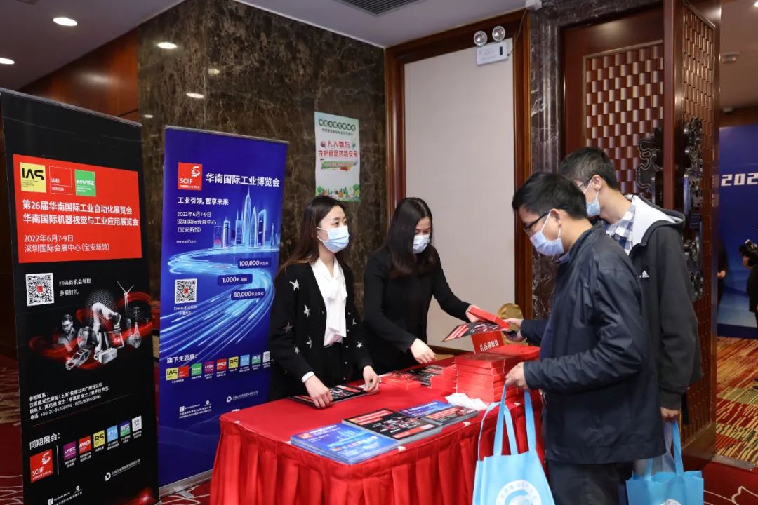 1639705975373858yydg.jpg 8f8000c4fb593ff3ca5497d6e4b8e26d.jpg